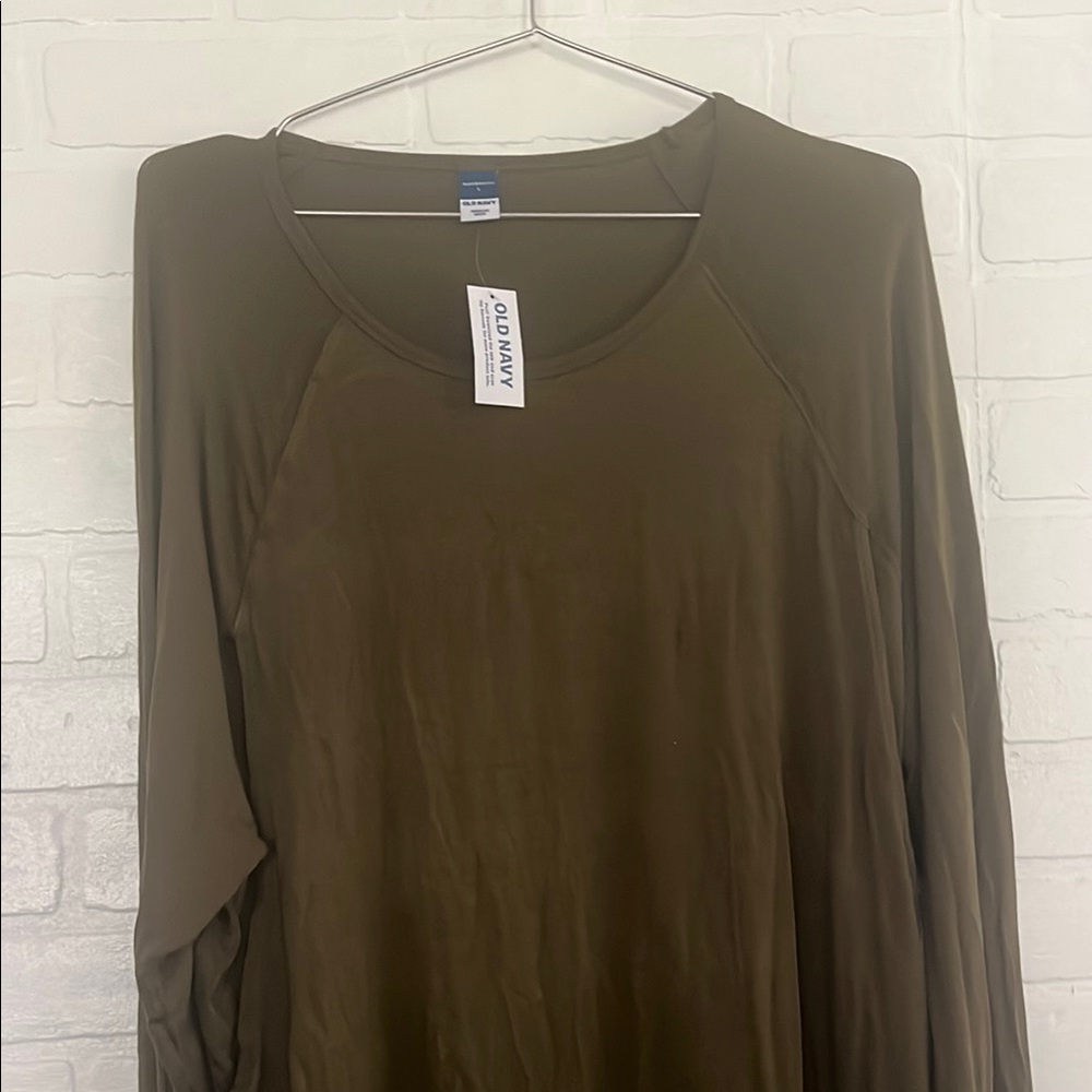 Old Navy Maternity Long Sleeve Shirt Scoop Neck Green Large Casual Layering NWT - Picture 2 of 6